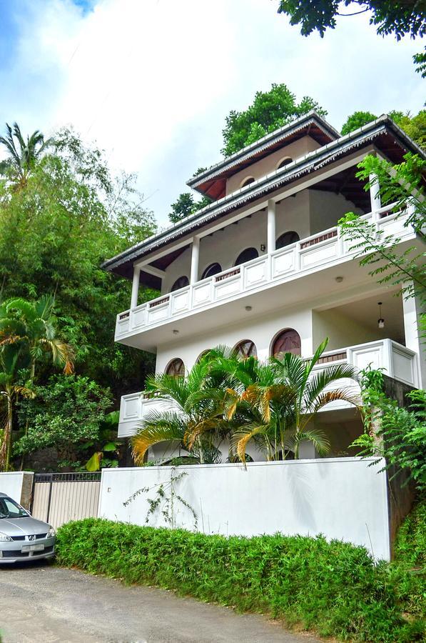 Villa Nine 캔디 외부 사진